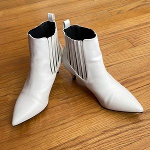 Qupid white ankle boots